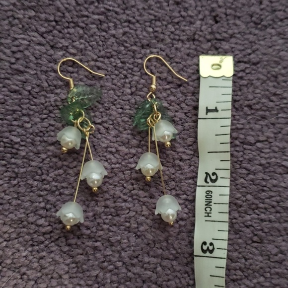 Flower hanging earrings  pink and white handmade - Picture 2 of 2